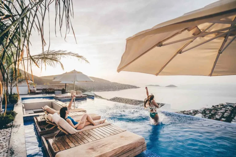 Deconstructing Upscale Itinerary Failures: Strategic Analysis of Common Luxury Vacation Mistakes