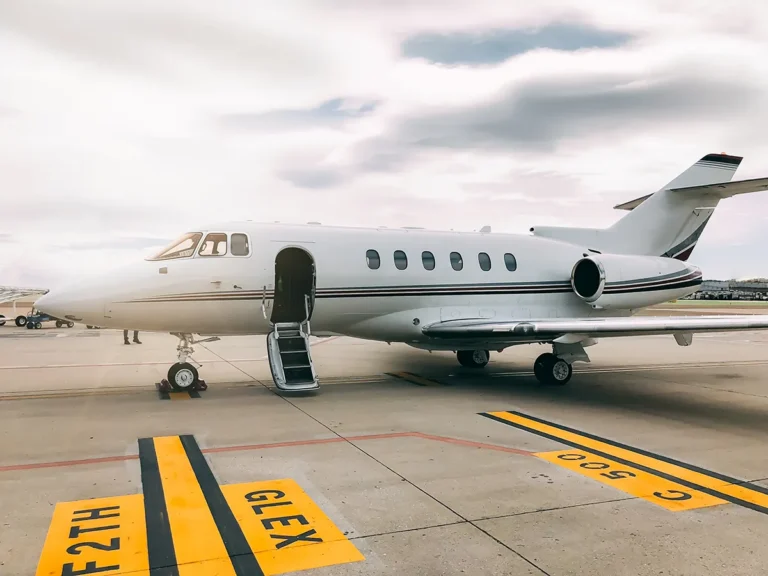 Compare Private Aviation Services: A Definitive Guide for Executives