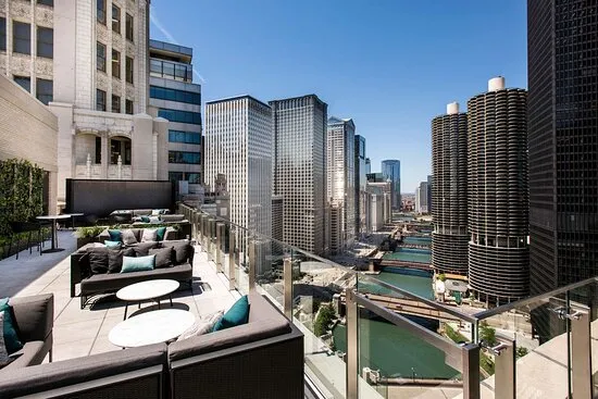 Elite Urban Keys: Top City Luxury Suites in America